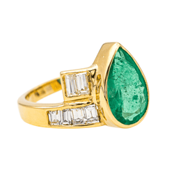 Bague Solitaire en or jaune, émeraude et diamants - Castafiore