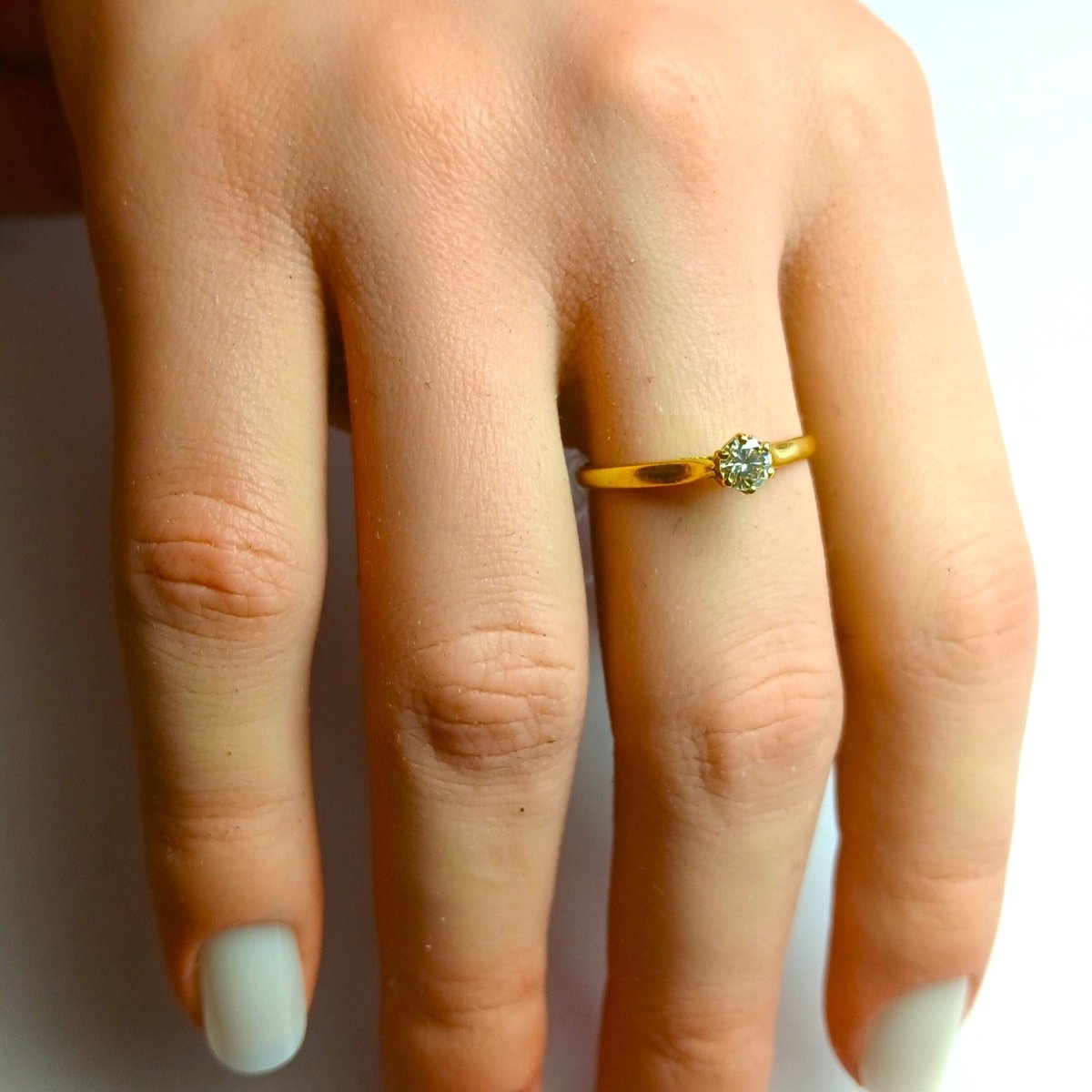 Bague Solitaire en or jaune et diamant - Castafiore