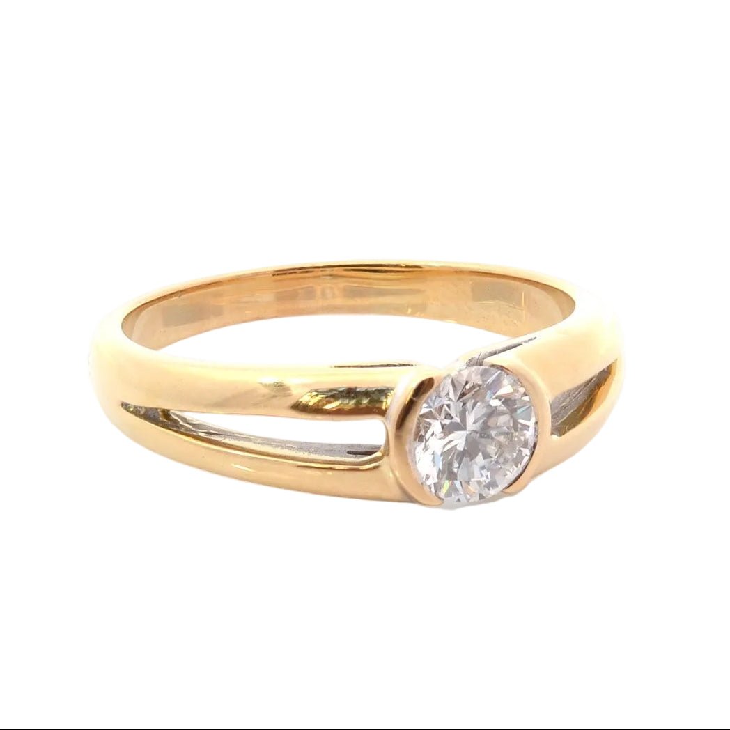 Ring diamond 0.74ct 18k gold