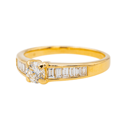 Bague Solitaire en or jaune et diamant - Castafiore