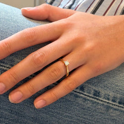 Bague Solitaire en or jaune et diamant - Castafiore