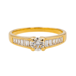 Bague Solitaire en or jaune et diamant - Castafiore