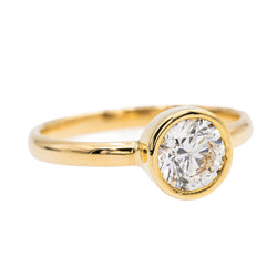 Bague solitaire en or jaune et diamant - Castafiore