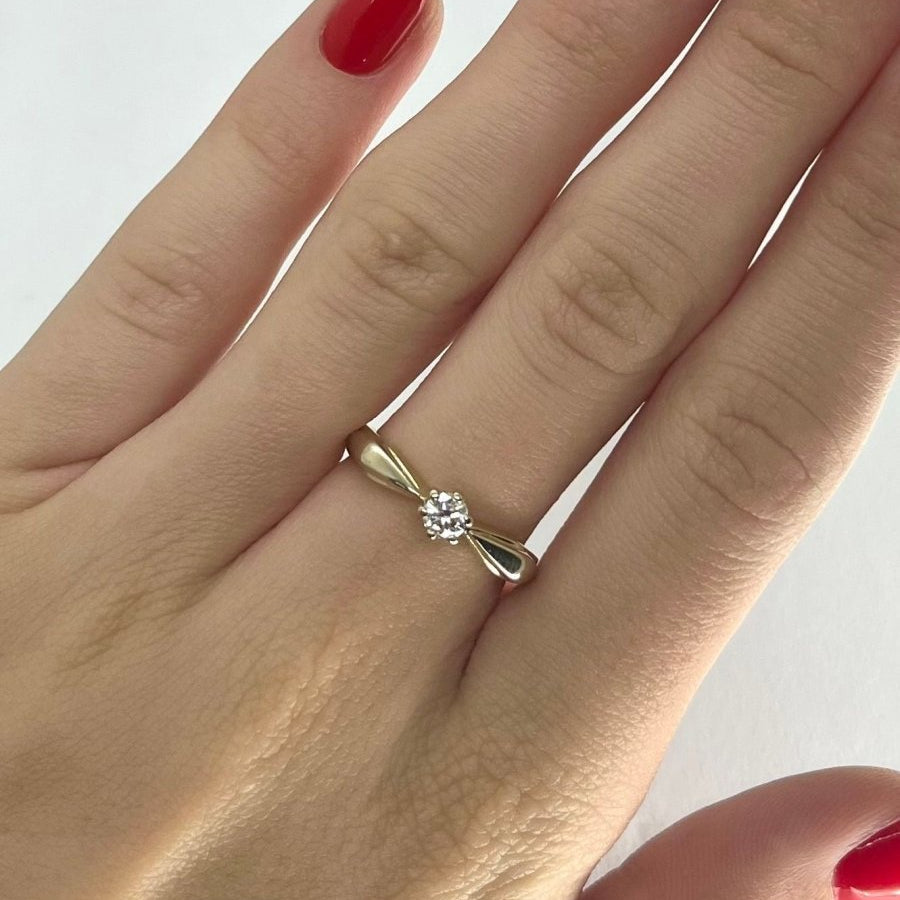 Bague Solitaire en or jaune et diamant - Castafiore