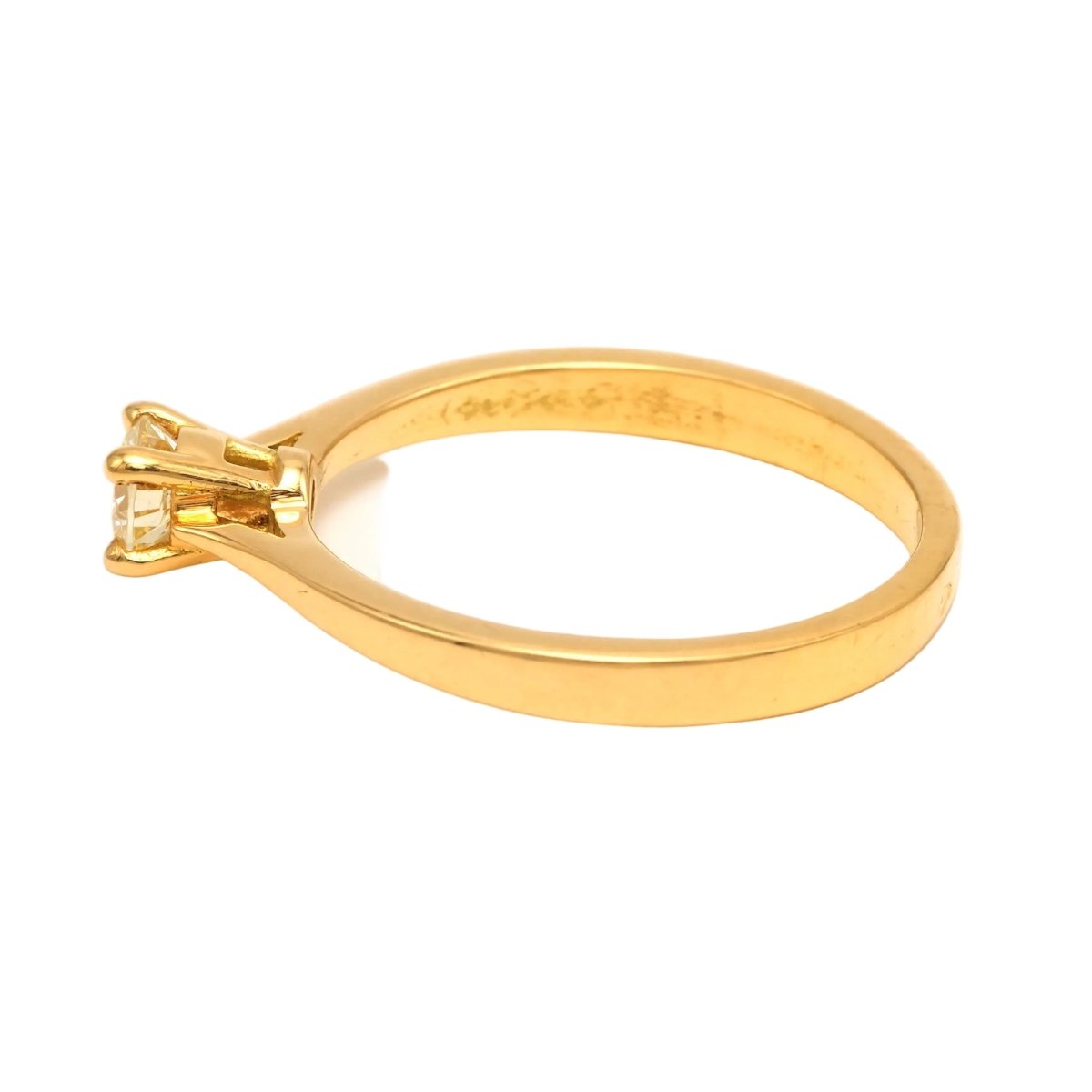 Bague Solitaire en or jaune et diamant - Castafiore