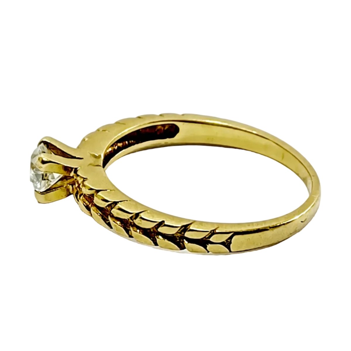 Bague Solitaire en or jaune et diamant - Castafiore