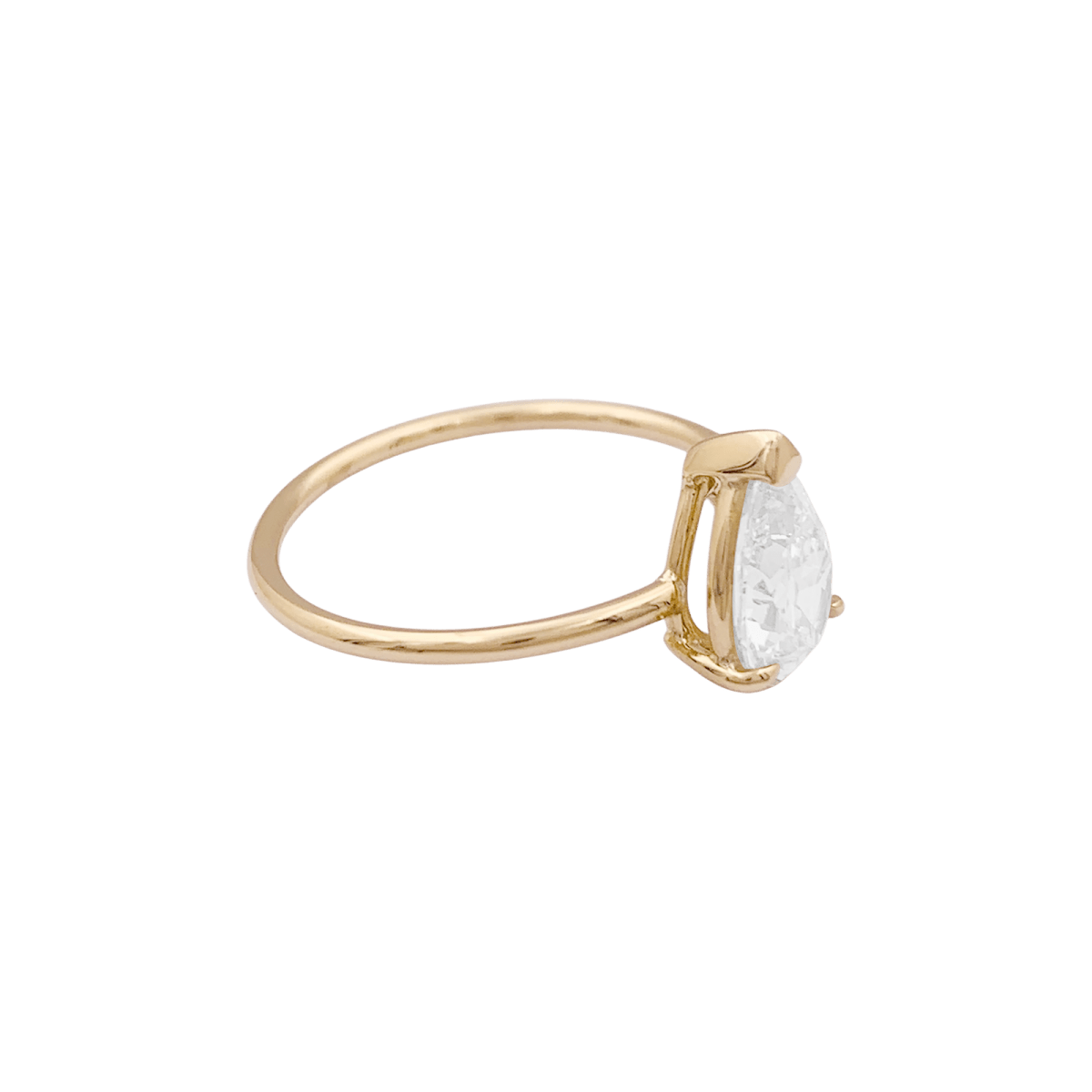 Bague Solitaire en or jaune et diamant - Castafiore