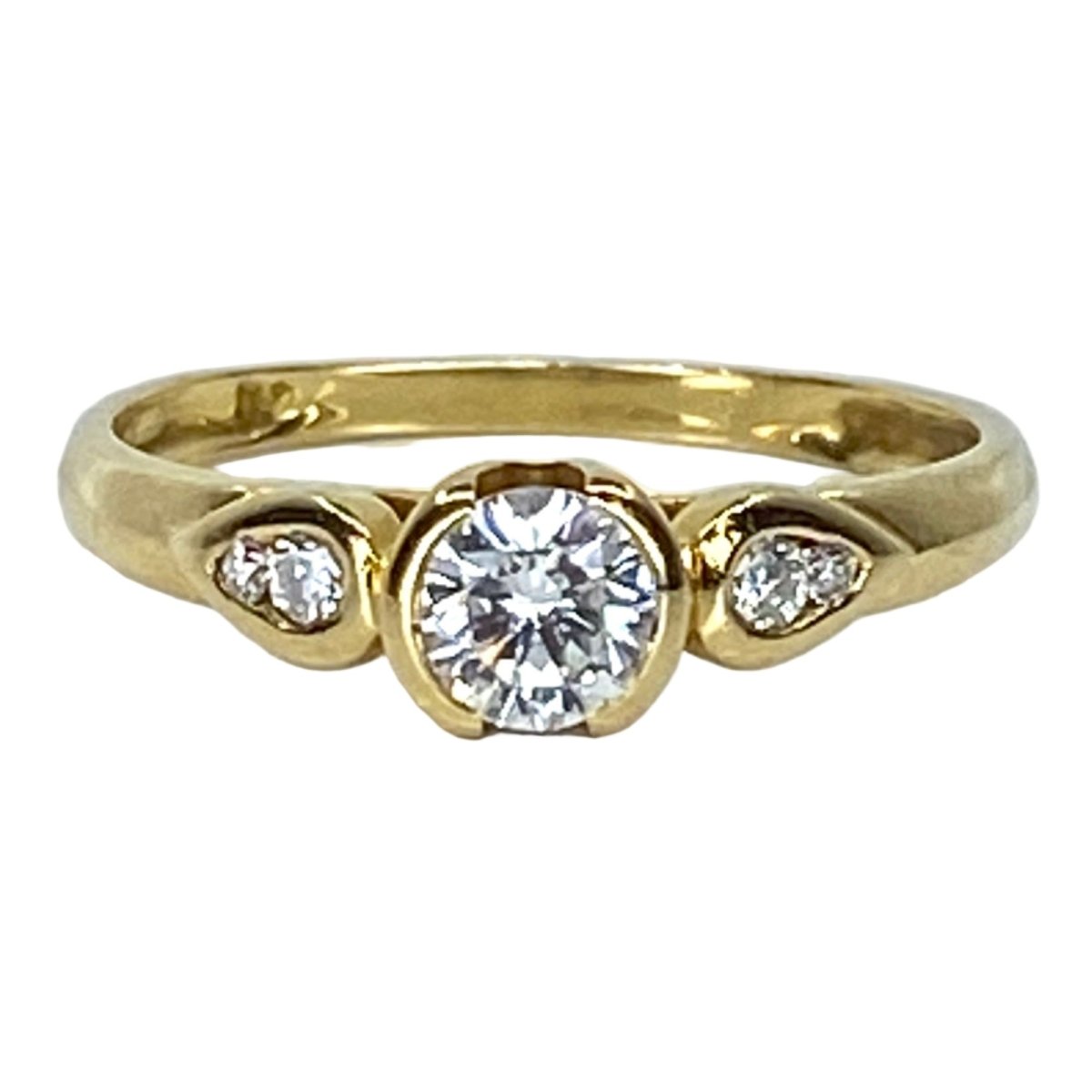 Bague Solitaire en or jaune et diamants - Castafiore