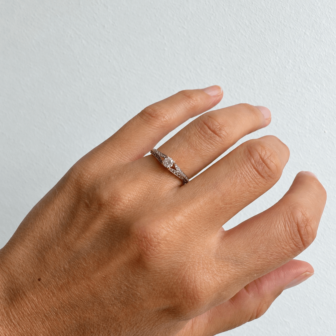 Bague Solitaire en or jaune et diamants - Castafiore