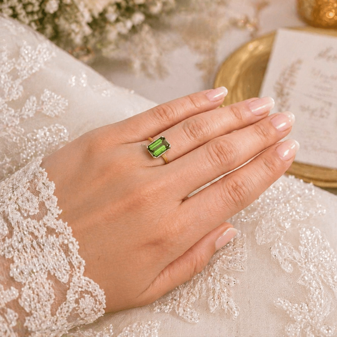 Bague Solitaire en or jaune et tourmaline - Castafiore