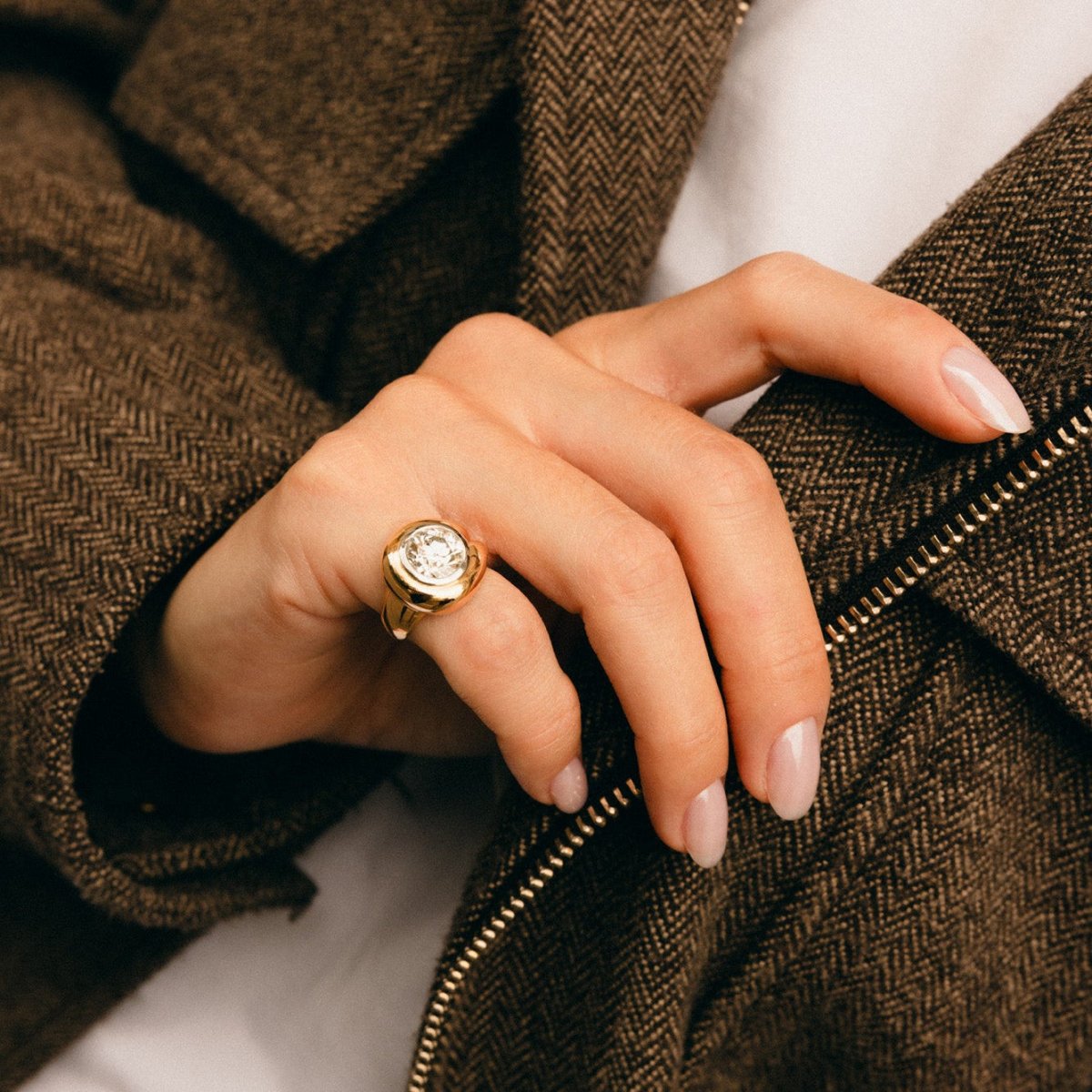 Bague Solitaire en or jaune, platine et diamant - Castafiore
