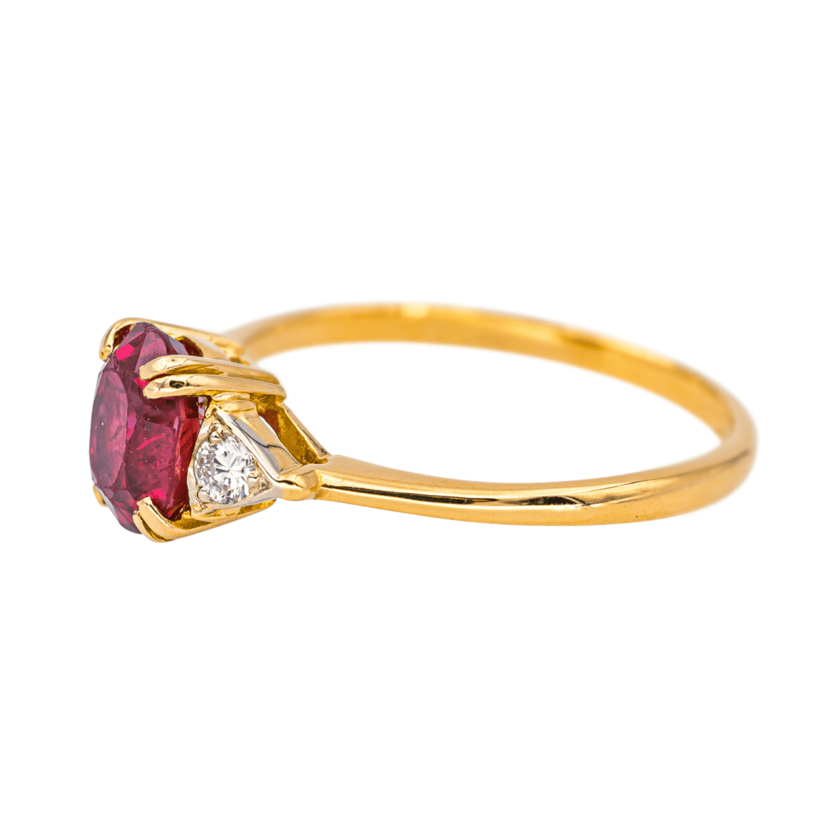 Bague Solitaire en or jaune, rubis et diamants - Castafiore