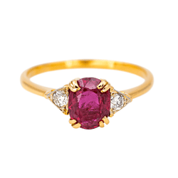 Bague Solitaire en or jaune, rubis et diamants - Castafiore