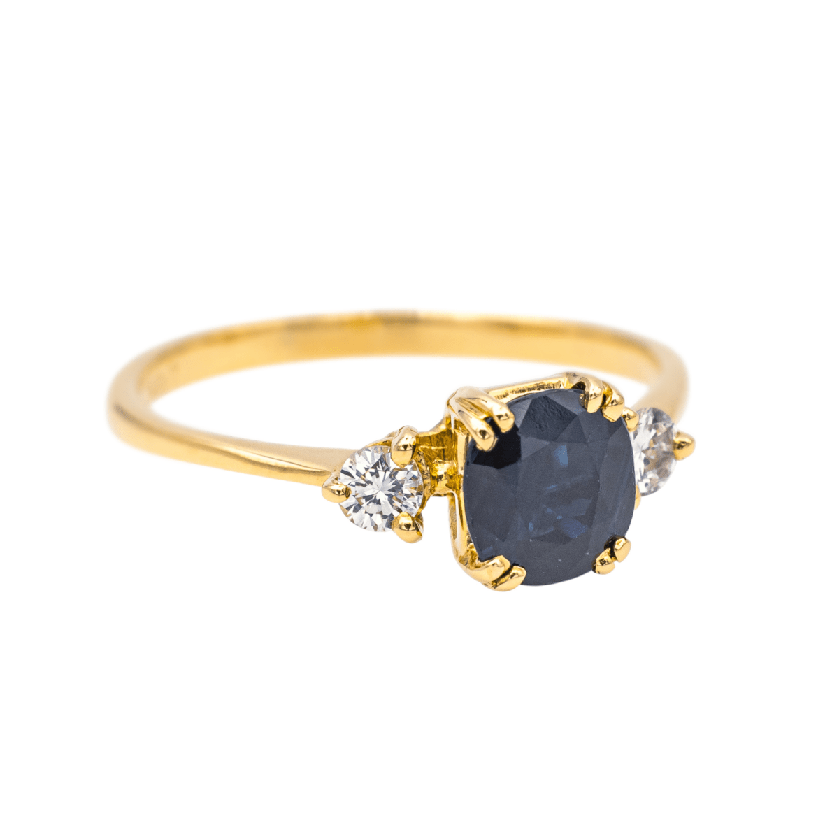 Bague Solitaire en or jaune, saphir et diamants - Castafiore