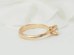 Bague Solitaire en or rose et diamant - Castafiore