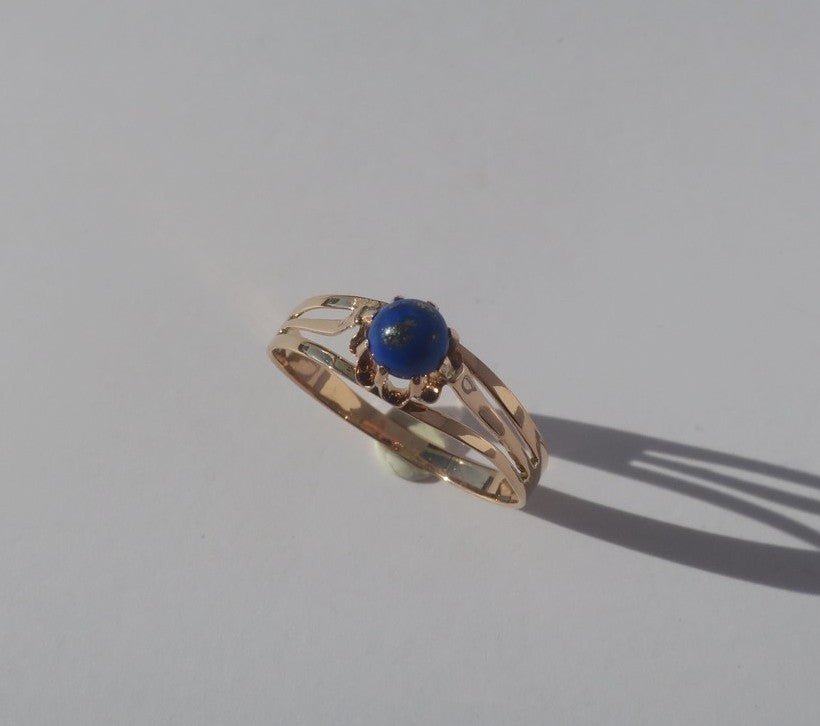 Bague Solitaire en or rose et lapis - lazuli - Castafiore