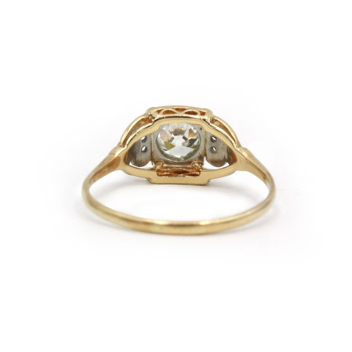 Bague solitaire en ors de couleurs et diamant - Castafiore