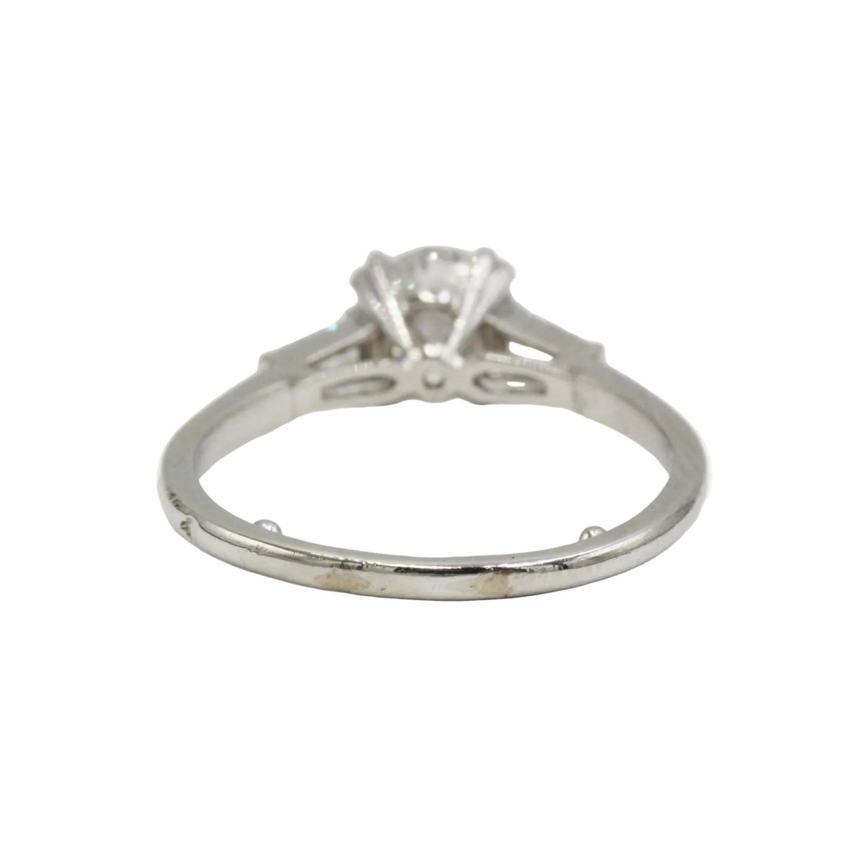 Bague Solitaire en platine et diamants - Castafiore