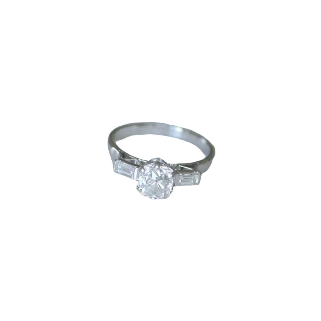 Bague Solitaire en platine et diamants - Castafiore