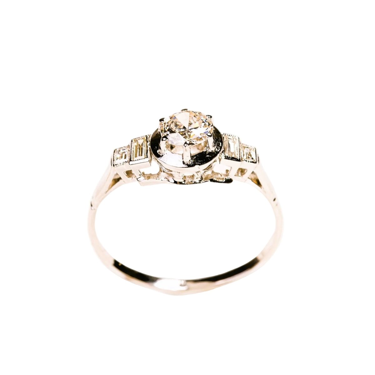 Bague Solitaire en platine et diamants - Castafiore