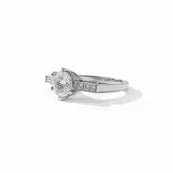 Bague Solitaire en platine et diamants - Castafiore