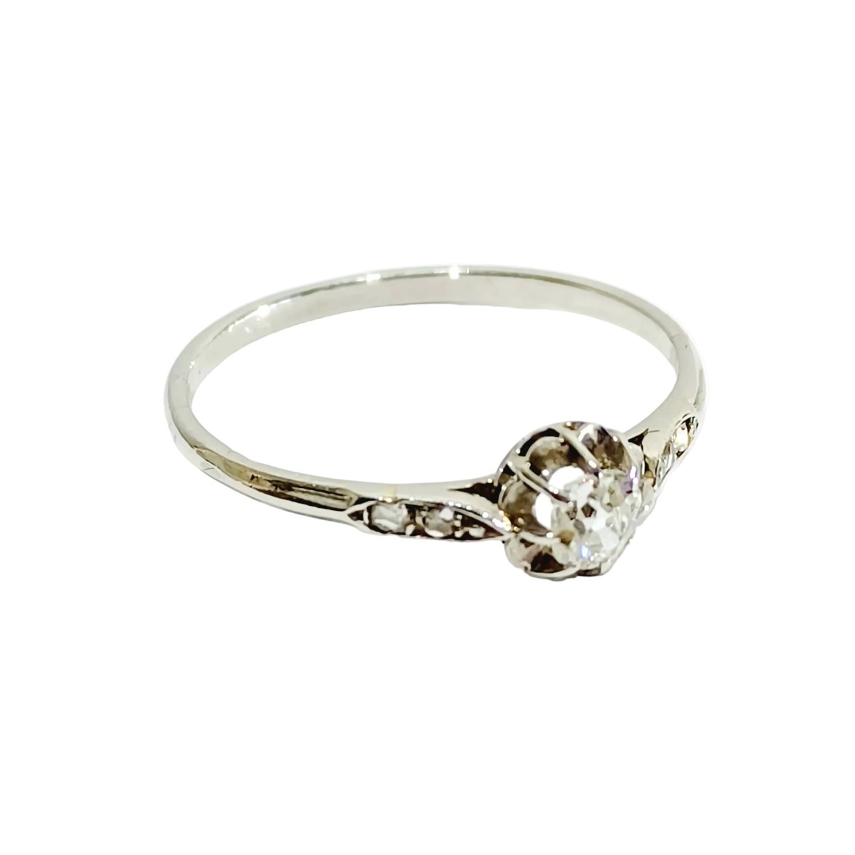 Bague Solitaire en platine et diamants - Castafiore