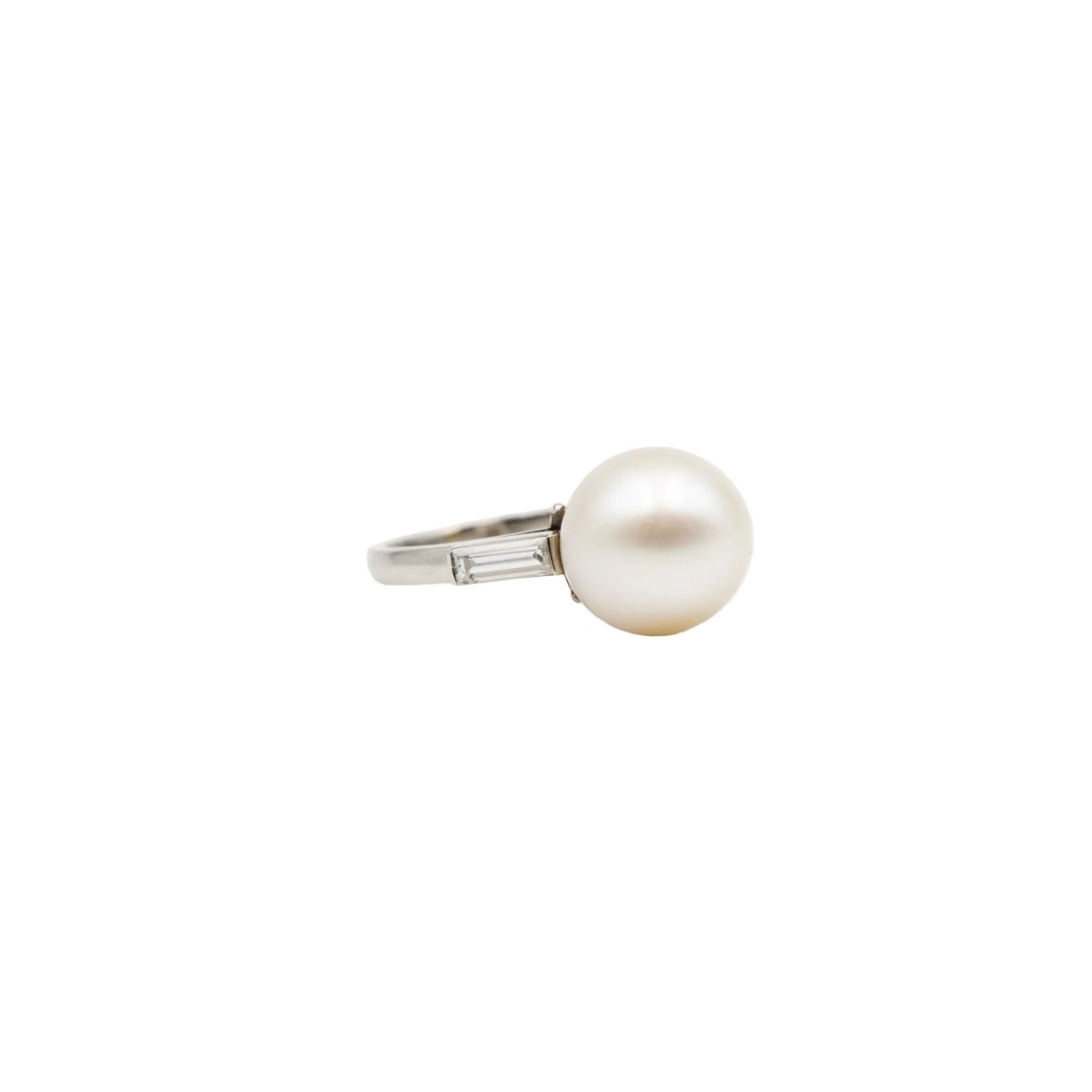 Bague Solitaire en platine, perle et diamants - Castafiore