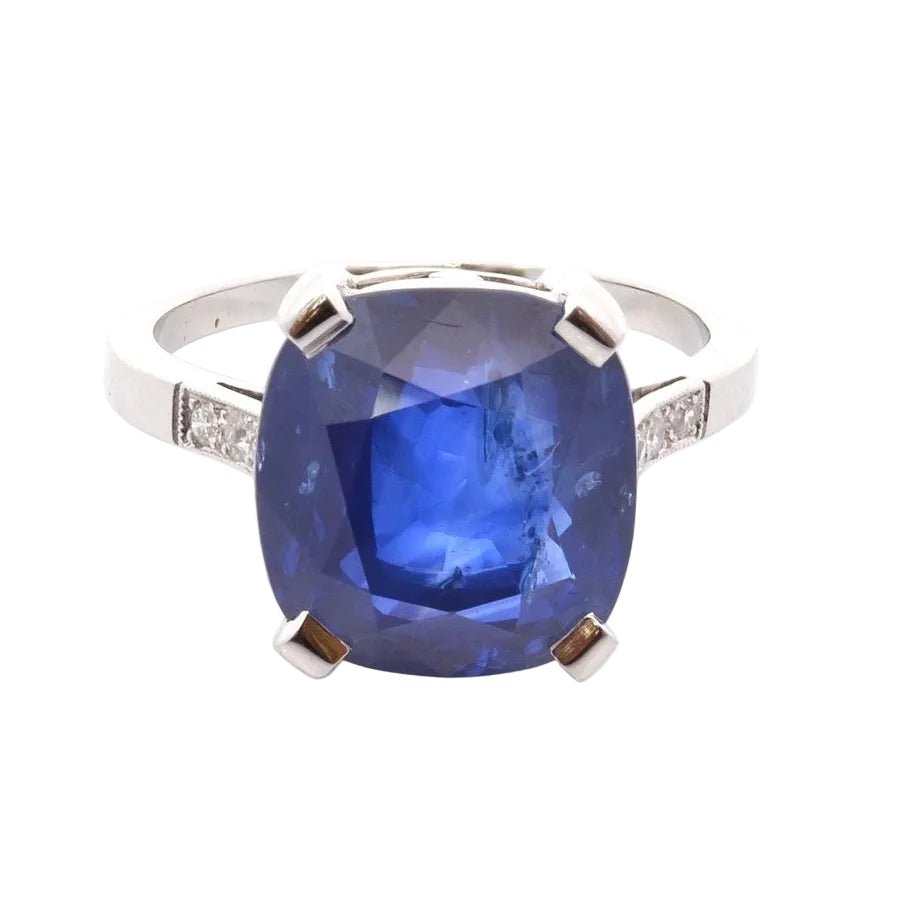 Ring sapphire 11.71cts and diamonds