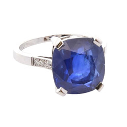 Ring sapphire 11.71cts and diamonds