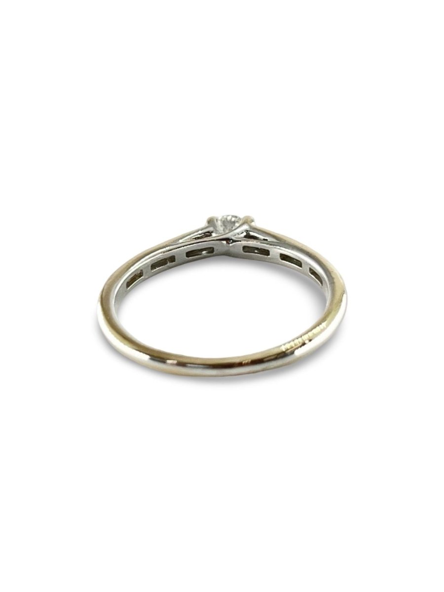 Bague solitaire or blanc et diamants - Castafiore