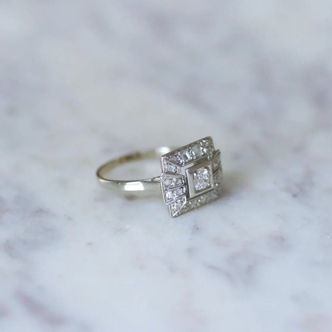 Bague Solitaire or blanc, platine et diamants - Castafiore