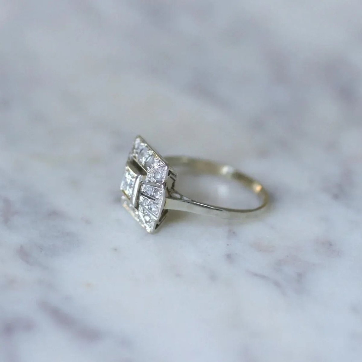 Bague Solitaire or blanc, platine et diamants - Castafiore