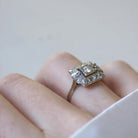 Bague Solitaire or blanc, platine et diamants - Castafiore