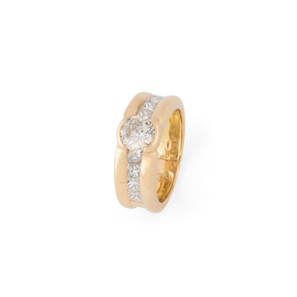 Bague solitaire ornée d'un diamant taille brillant d'environ 1,21 cts - Castafiore