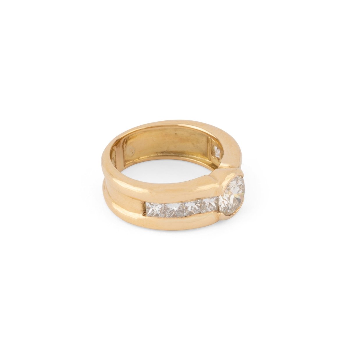 Bague solitaire ornée d'un diamant taille brillant d'environ 1,21 cts - Castafiore