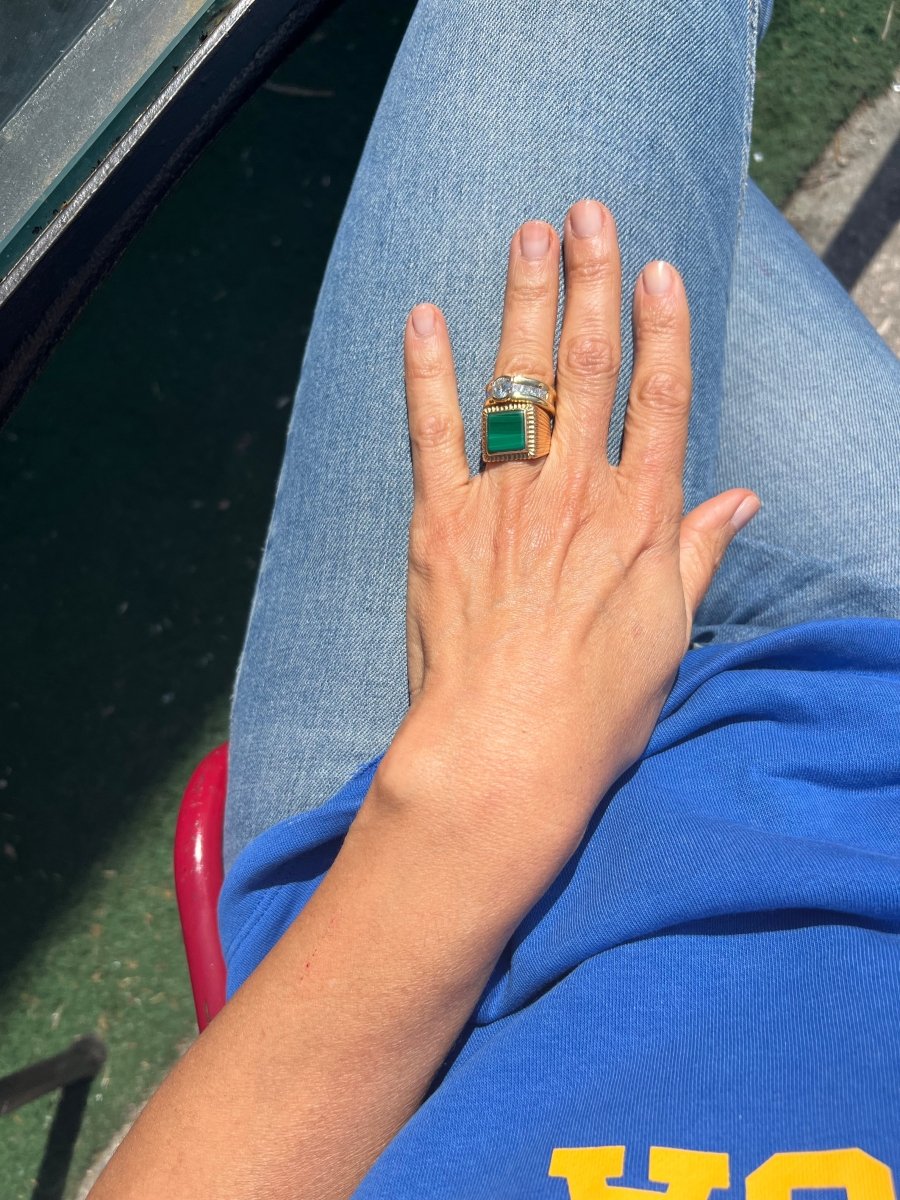 Bague solitaire ornée d'un diamant taille brillant d'environ 1,21 cts - Castafiore