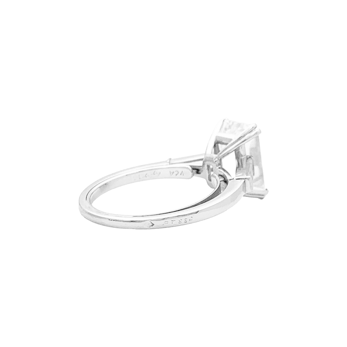 Bague Solitaire VAN CLEEF & ARPELS en or blanc, platine et diamants - Castafiore