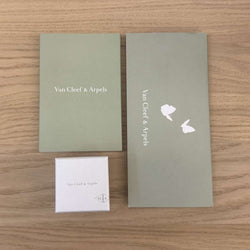 Bague Solitaire VAN CLEEF & ARPELS en platine et diamants - Castafiore