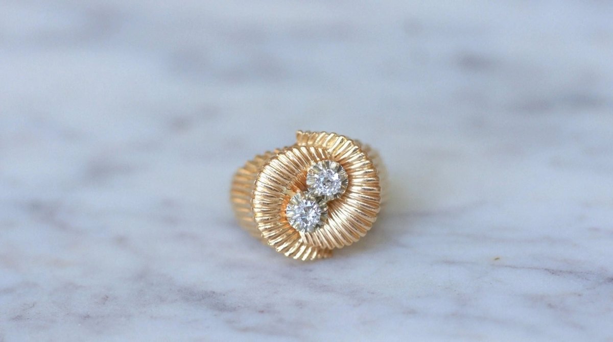 Bague spirale or rose et diamants - Castafiore