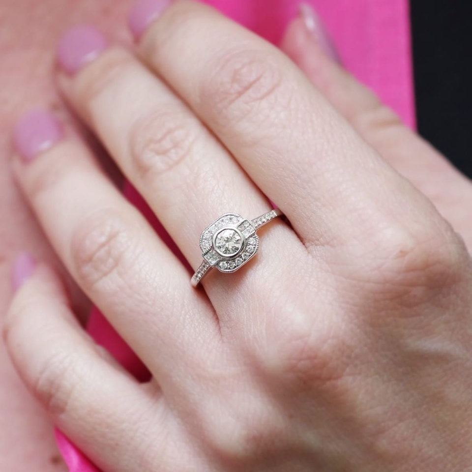 Bague style Art Deco diamant 0,25 ct en or - Castafiore