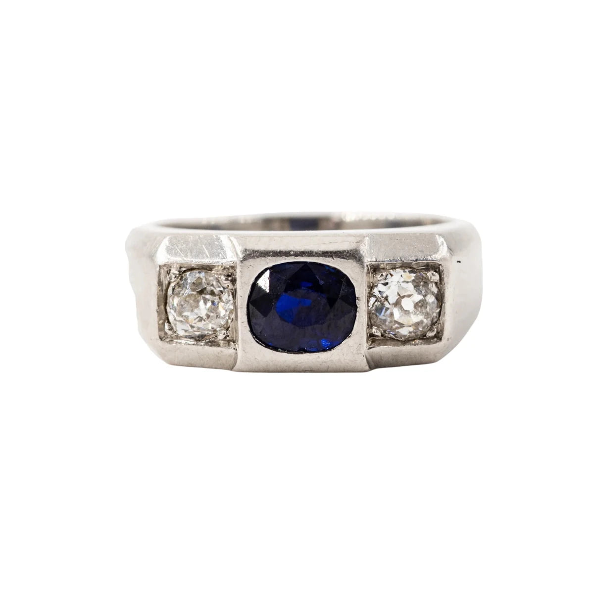 Bague Tank Art déco LOUIS HEISSLER en platine, saphir et diamants - Castafiore