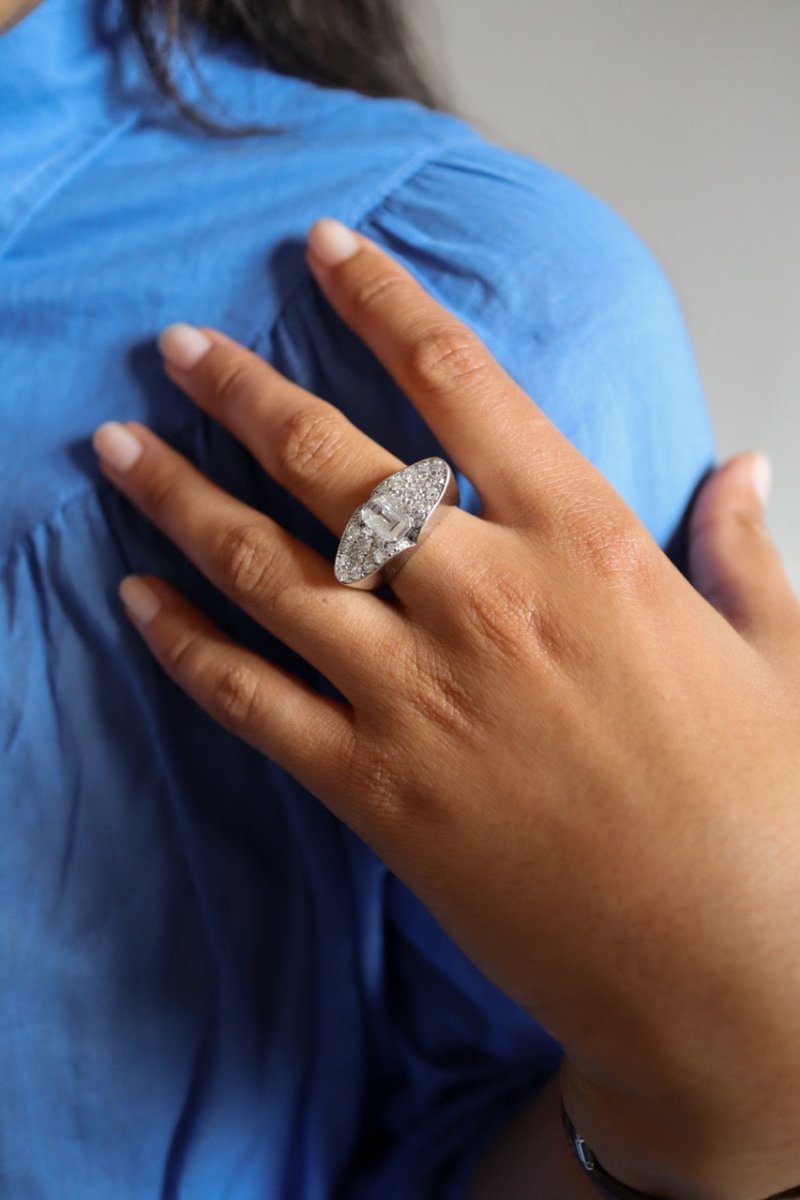 Bague Tank en or blanc et diamants - Castafiore