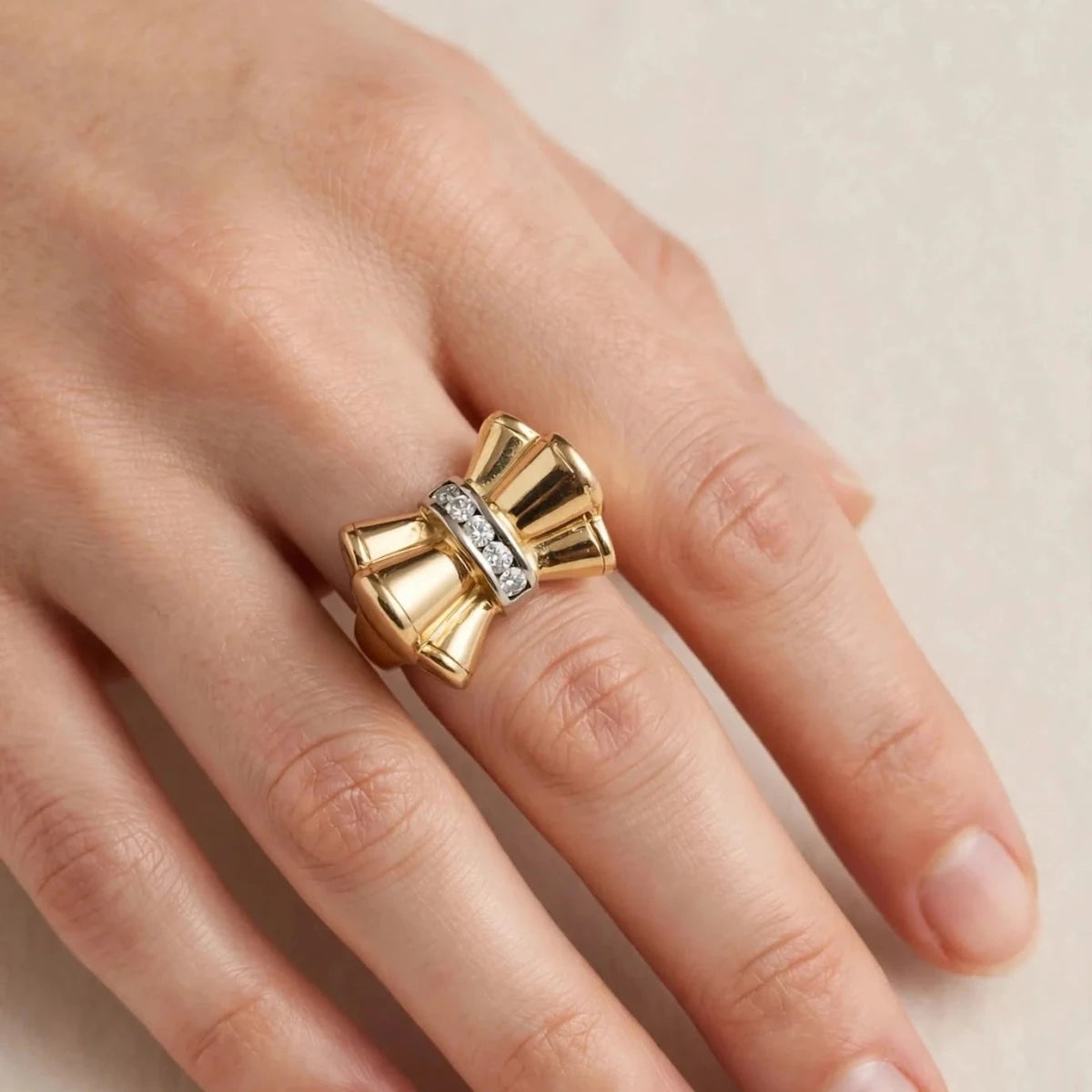 Bague Tank en or jaune et diamants - Castafiore