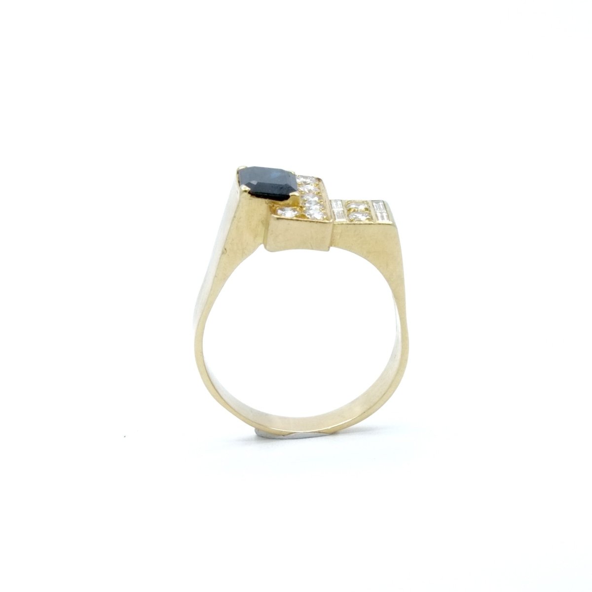 Bague Tank en or jaune, saphir et diamants - Castafiore