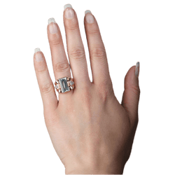 Bague Tank en or rose, aigue - marine et diamants - Castafiore