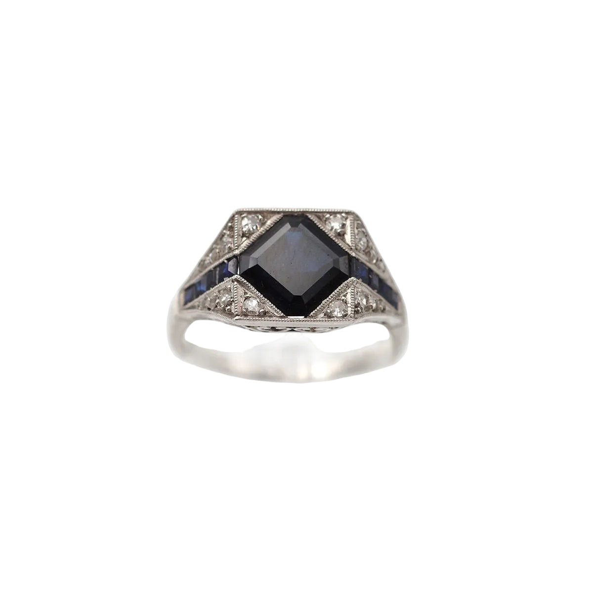 Bague Tank en platine, saphir et diamants - Castafiore