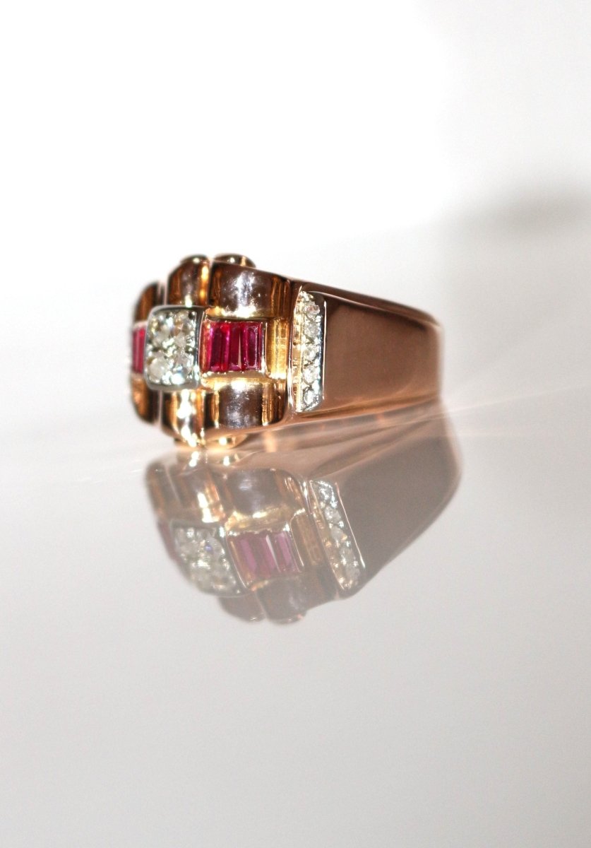 Bague Tank Pont en or rose avec rubis et diamants - Castafiore