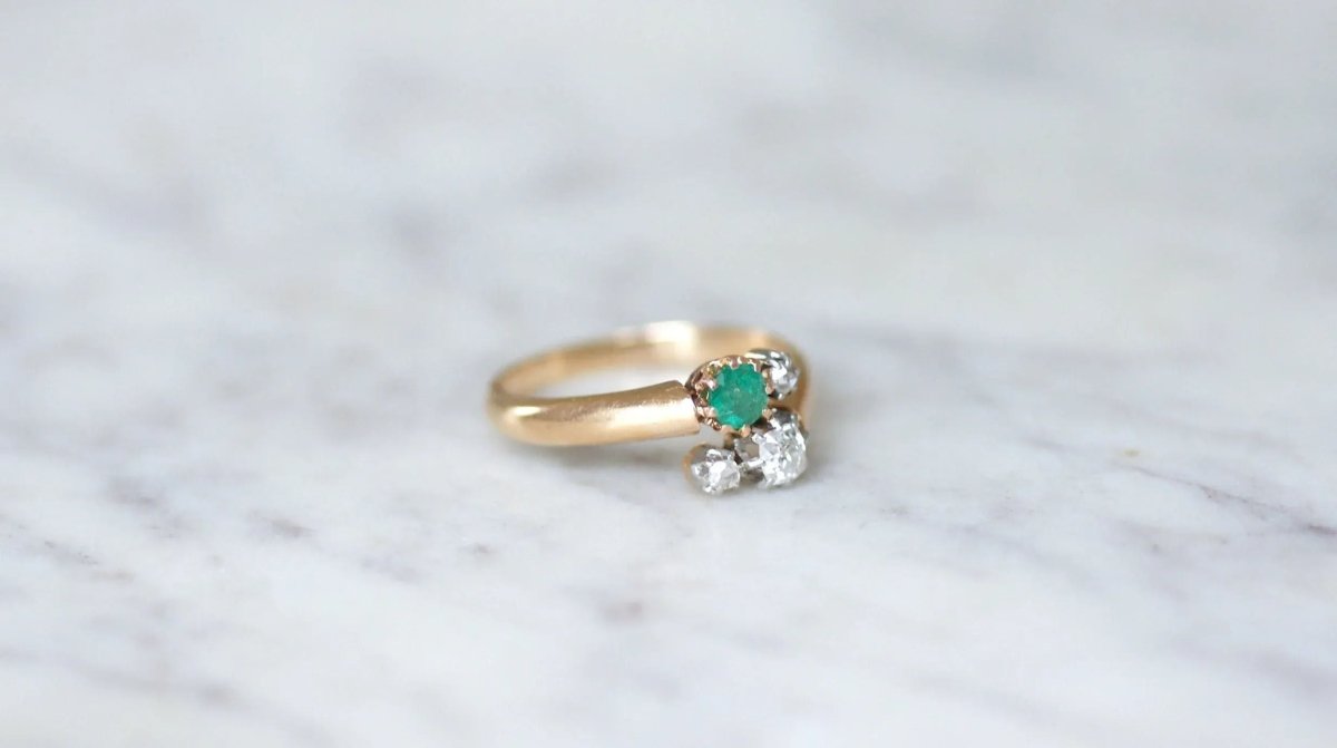 Bague Toi et Moi, émeraude et diamants - Castafiore