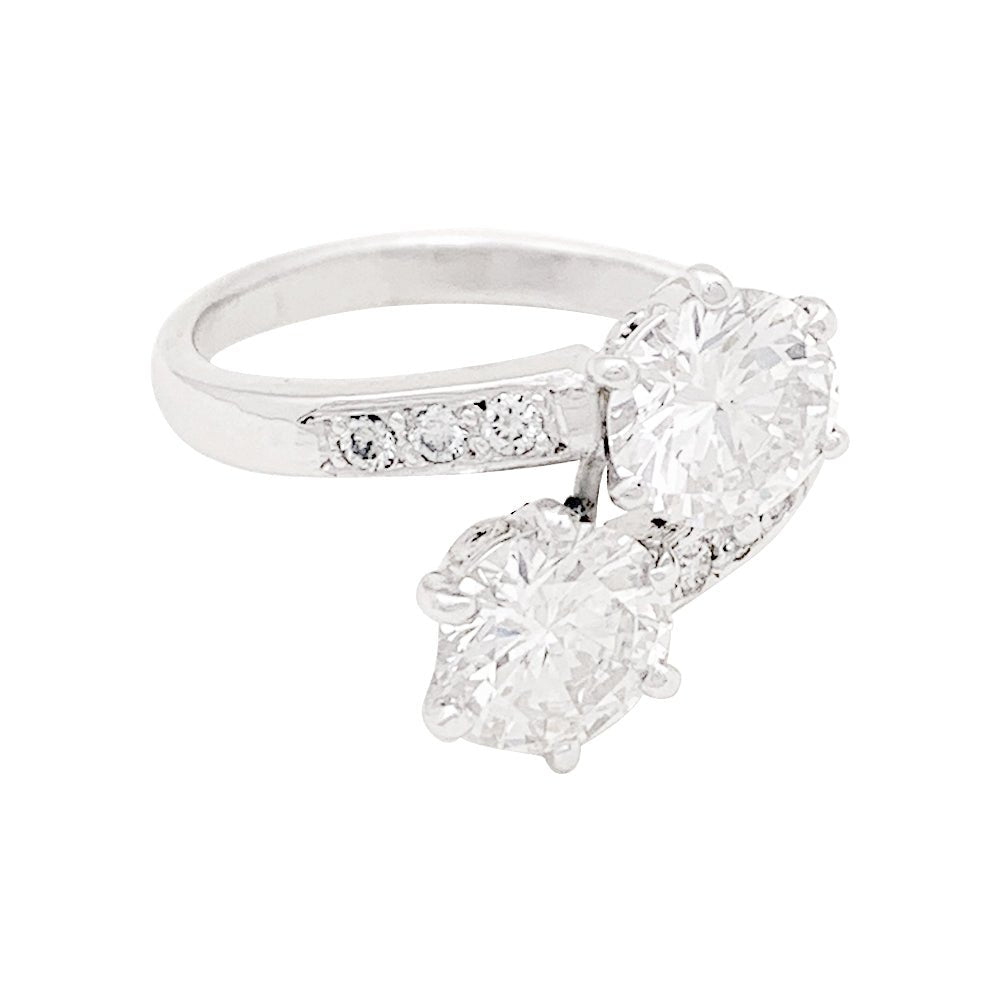 Bague Toi et Moi en or blanc et diamants. - Castafiore