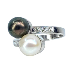 Bague Toi et moi en or blanc, perle tahiti et perle blanche - Castafiore